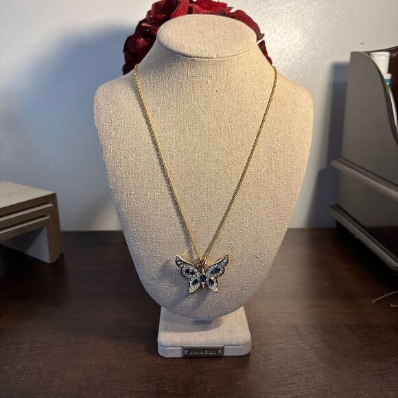 P.s GOOD Vintage Butterfly Necklace with Rhinestones - Picture 1 of 5